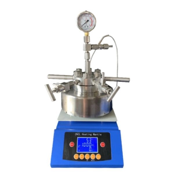 High pressure reactor with magnetic stirrer