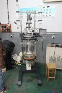 Small Liftable Glass Reactor