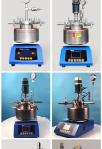 High pressure reactor with magnetic stirrer for high-temperature and high-pressure experiments
